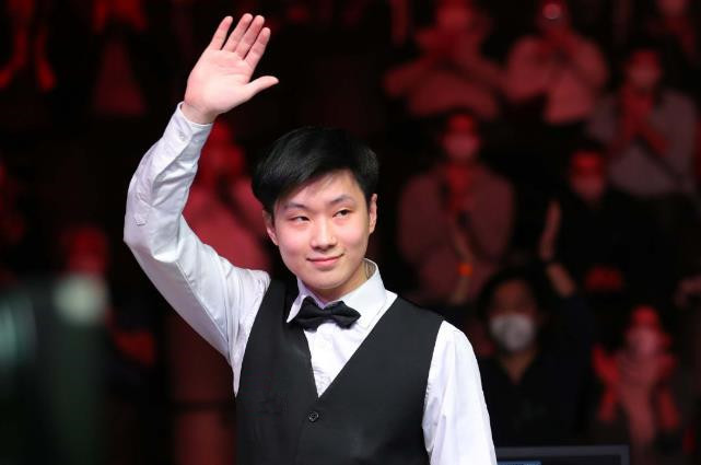 能沉着冷静 能沉着冷静