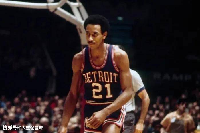 让皮球在空 让皮球在空